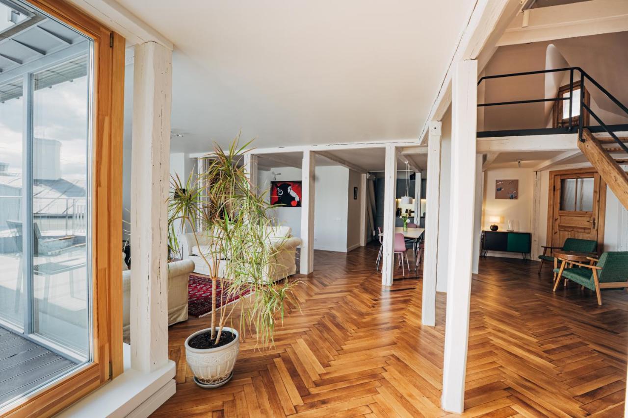 Constantine Apartments Рига Экстерьер фото