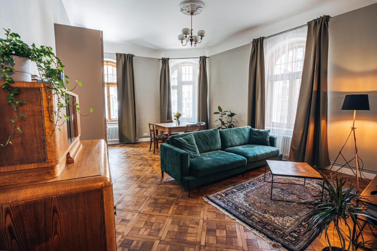 Constantine Apartments Рига Экстерьер фото