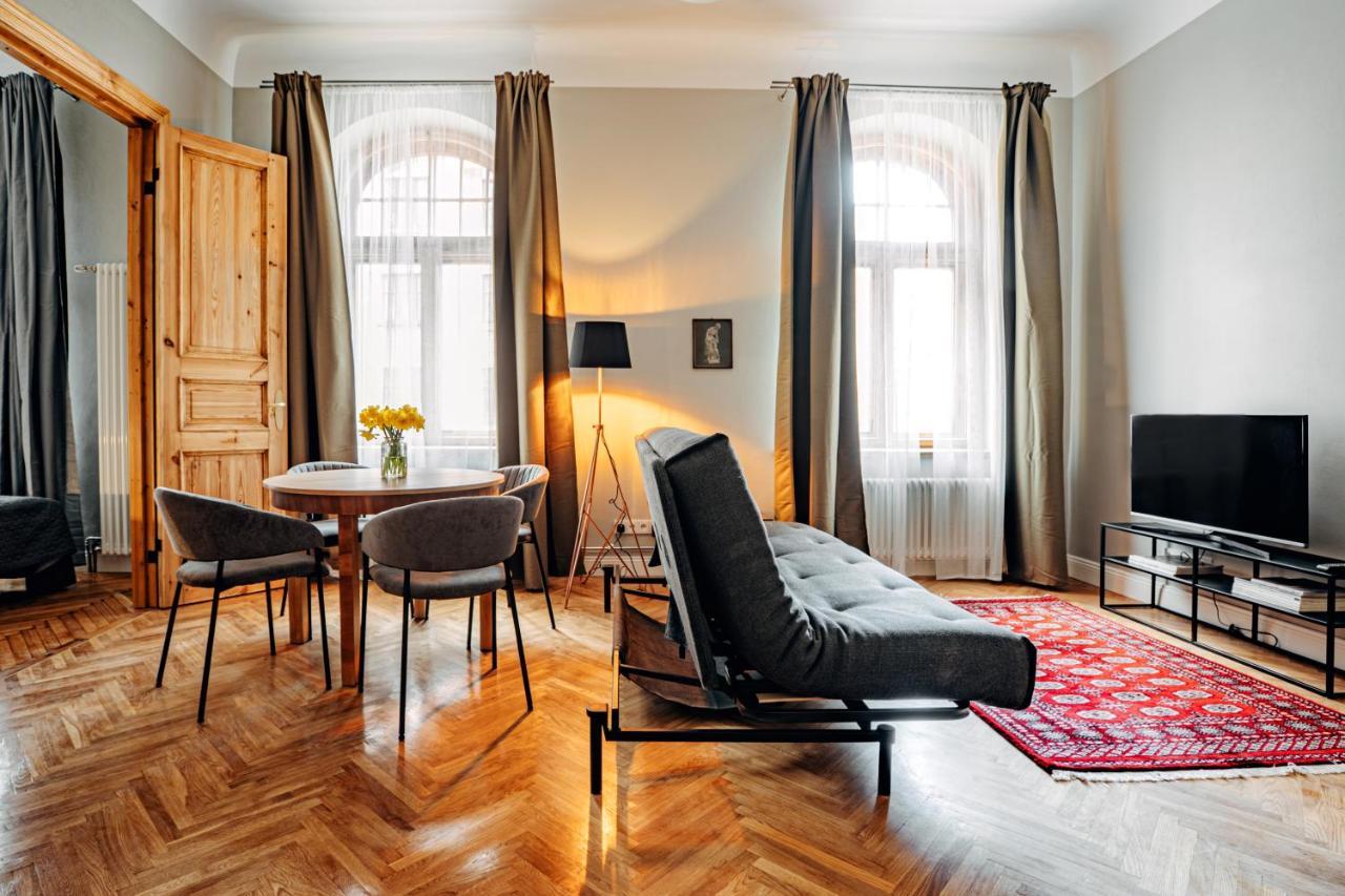 Constantine Apartments Рига Экстерьер фото