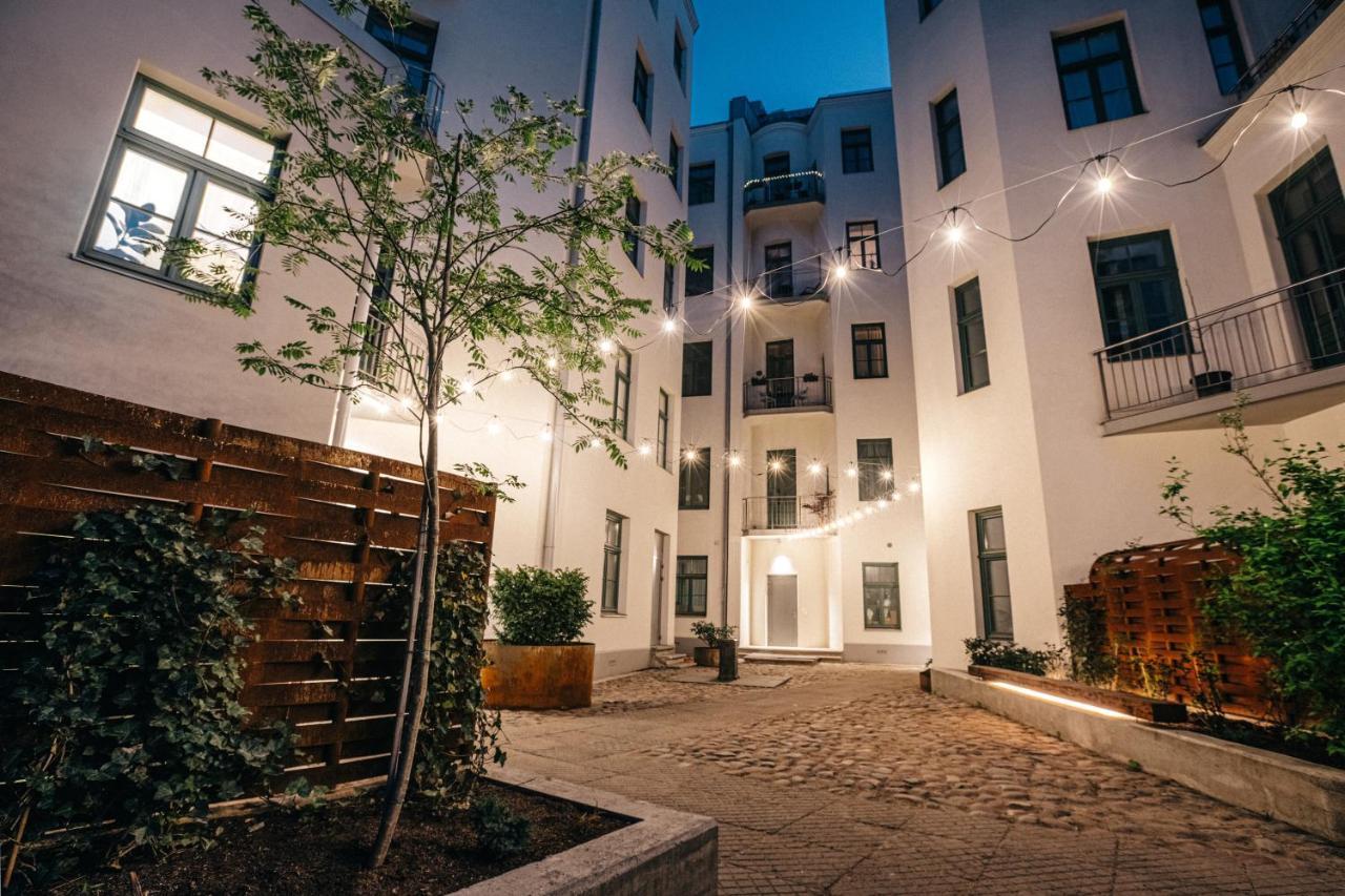 Constantine Apartments Рига Экстерьер фото
