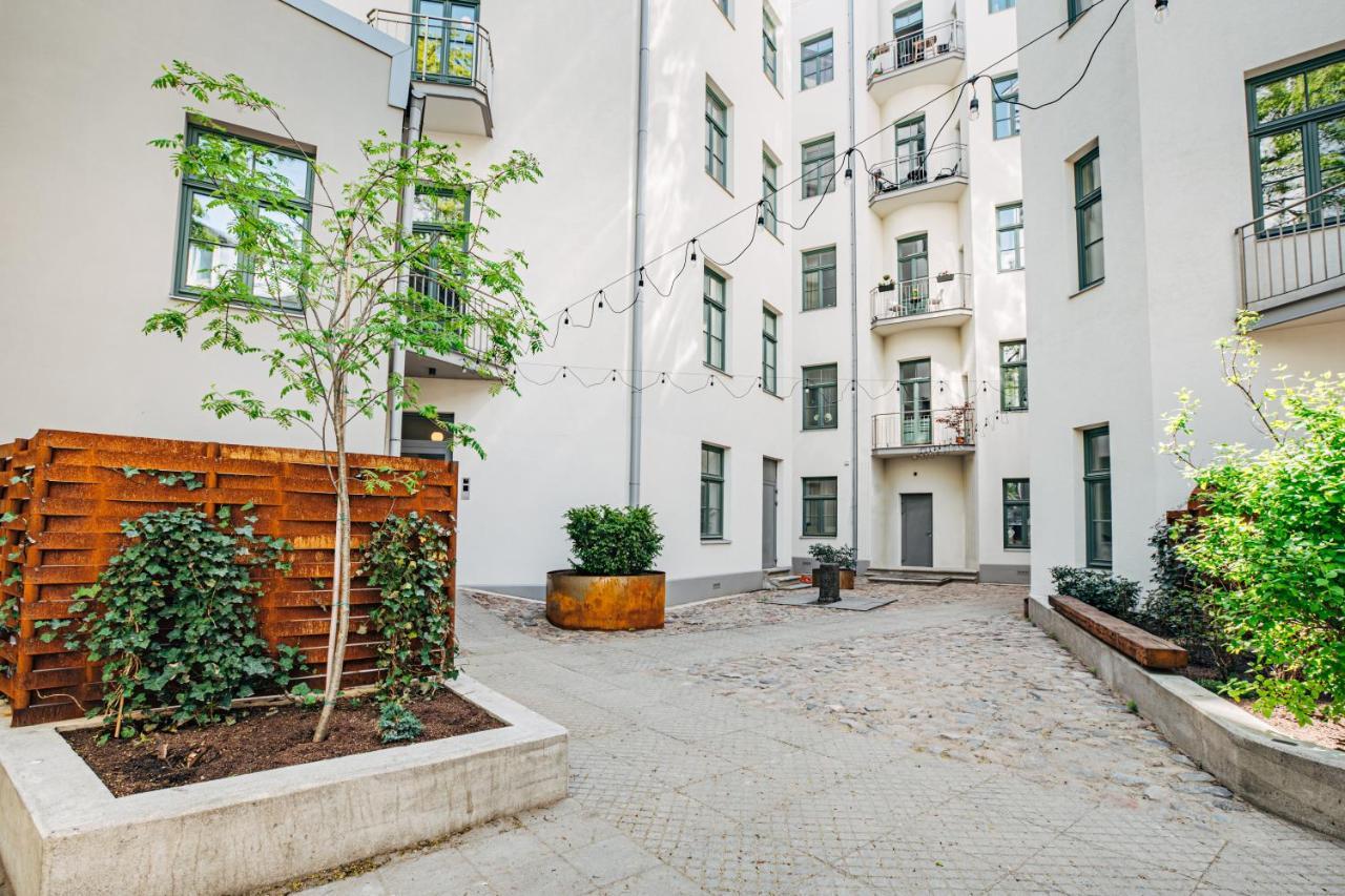 Constantine Apartments Рига Экстерьер фото