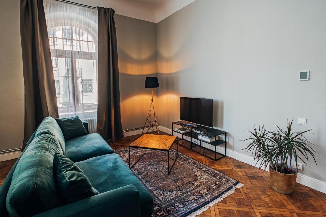 Constantine Apartments Рига Экстерьер фото
